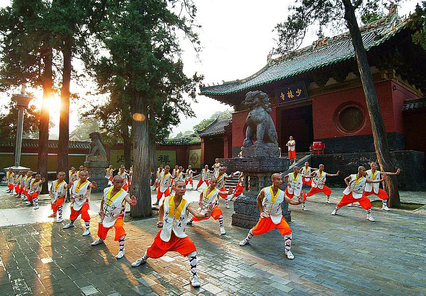 shaolin kung fu monks